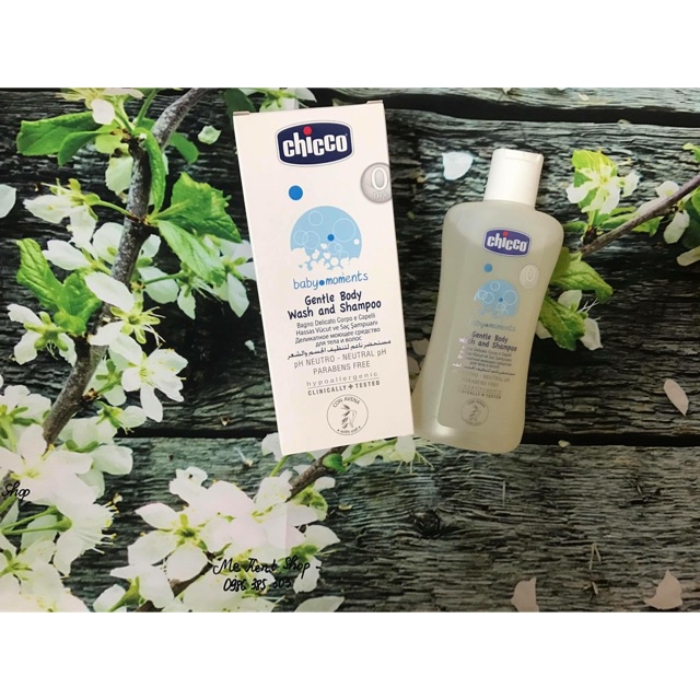 Sữa tắm gội chiết xuất từ hoa cúc/ yến mạch 2in1 cho bé 200ml Chicco Ý