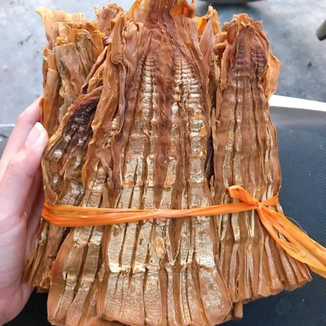 Măng khô sạch không hóa chất bảo quản.