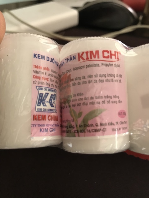 12 hộp Kem chua trắng da