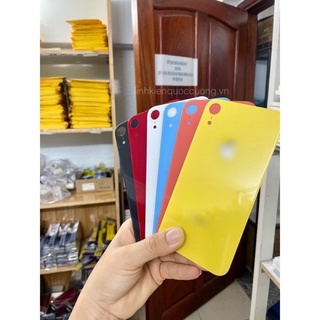 Kính lưng X.R lỗ camera to đủ màu