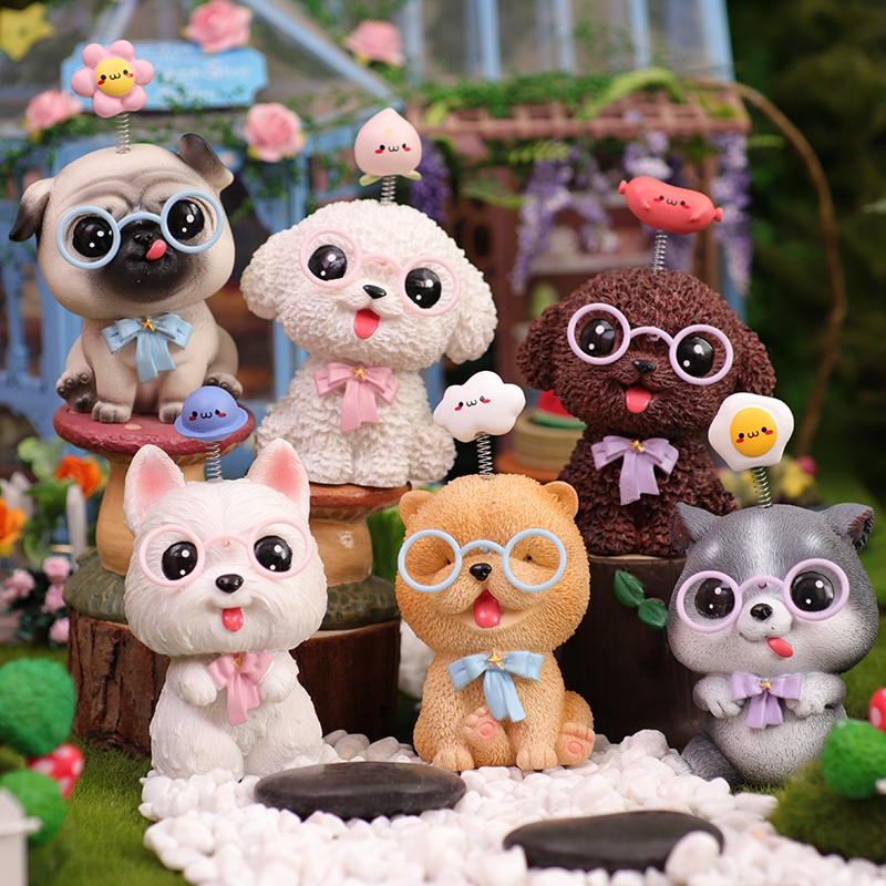 Phụ Kiện Trang Trí Taplo Xe Hơi Cún Đeo Kính Cực Xinh Trang Trí Xe Ô Tô, Bàn Làm Việc - Phụ Kiện Oto Hitechlife Giá Rẻ