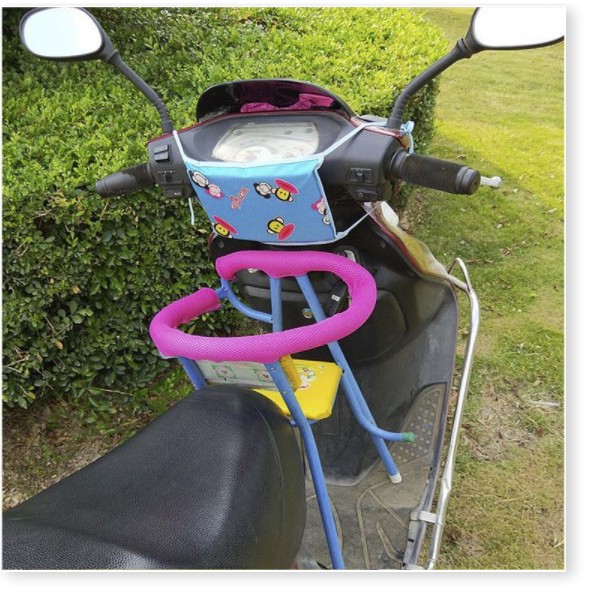 Đệm cho bé ⛔GIÁ SỈ⛔ Đệm bảo vệ chống va chạm khi đi xe máy cho bé, nâng đầy và ngực bé, gối ngủ cho bé 8697