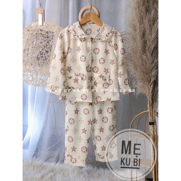 Pizam cổ bèo Mẹ Và Bé (12_42kg)