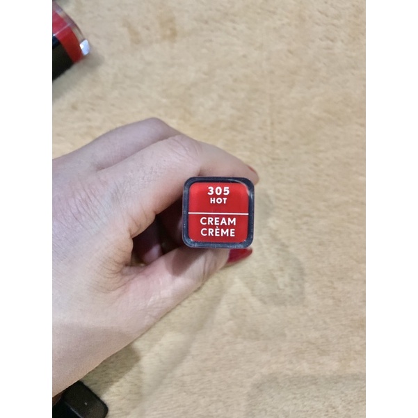 Thanh lý son Covergirl Exhibitionst Crema 305 Hot Chính hãng Mỹ