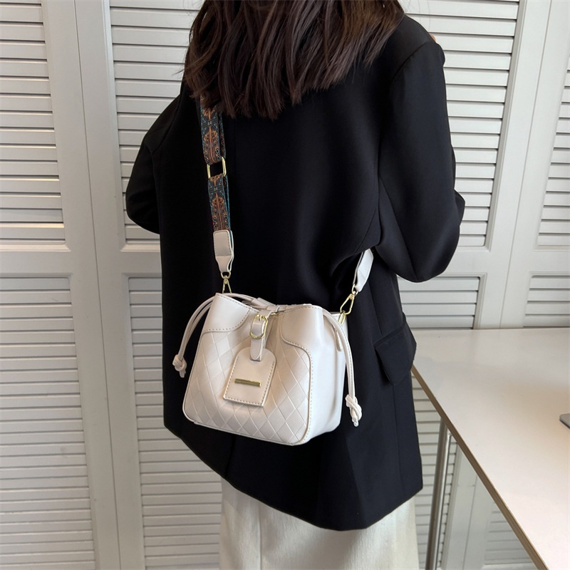 Túi Đeo Vai Dây Rút Bản Rộng Phong Cách vintage Cho Nữ