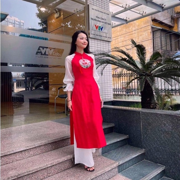 Áo Dài Cách Tân Nữ Lụa Đỏ Vàng Tay Bồng Tơ Nhũ Trắng May Sẵn Dự Tiệc Du Xuân Lễ Tết Đẹp