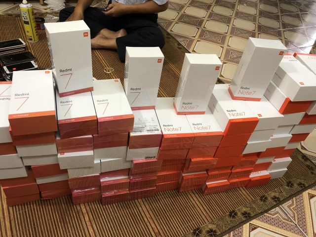 Điện Thoại Xiaomi Redmi Note 7 32GB 3GB - nhập khẩu nội địa Trung Quốc