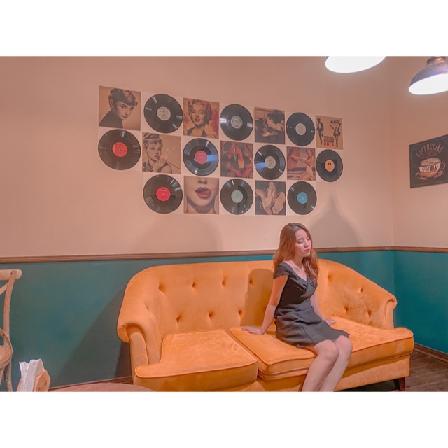 Váy đen chữ A 20again