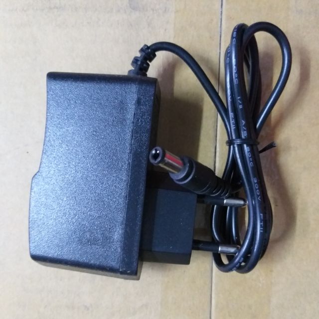 ADAPTOR 5V/1A