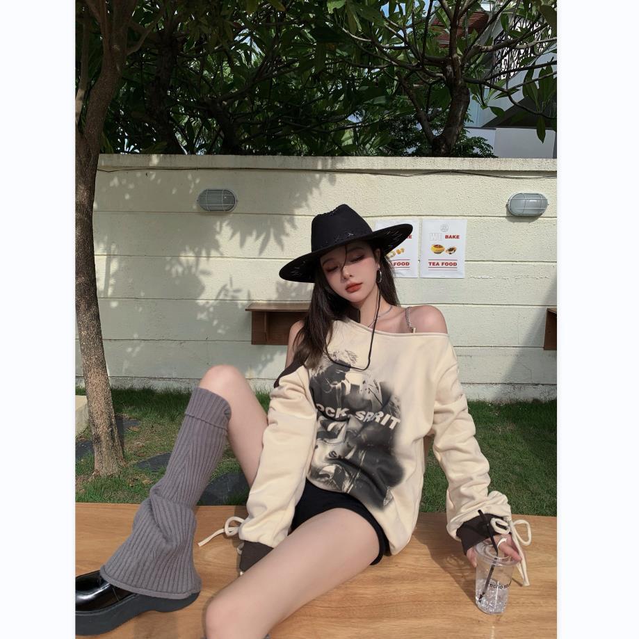 Áo mặc ngoài cổ chéo hở vai dáng rộng dễ phối đồ phong cách Mỹ thời trang thu đông mới dành cho nữ 4GNA