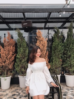 váy trắng trễ vai tiểu thư