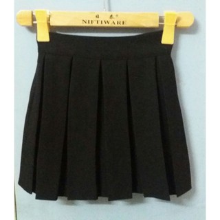 Chân váy xếp ly