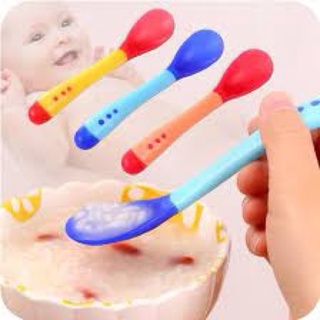 Thìa ăn dặm báo nóng silicon