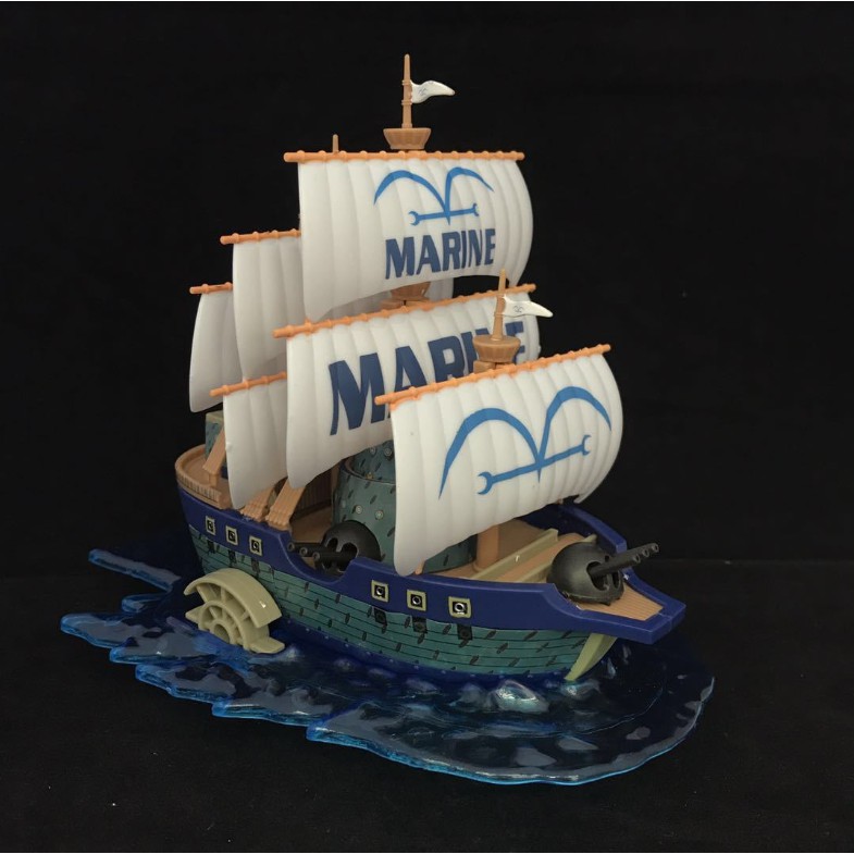 Mô hình One Piece - Mô hình thuyền tàu Hải Quân Marine T04