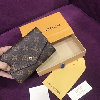 Ví Lv cầm tay 13cm