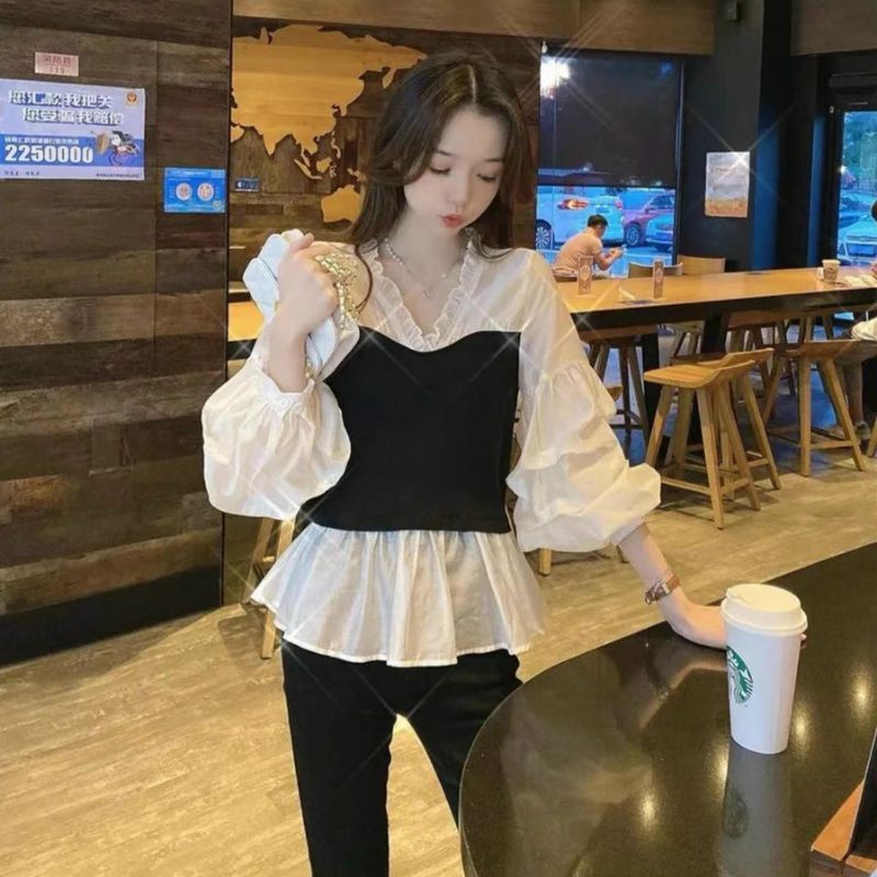 ÁO BÈO VOAN TRẮNG CỔ V TAY PHỒNG PHỐI ĐEN XINH XẮN 🧸🧸🧸