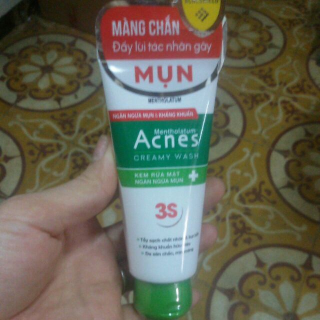 Kem sữa rửa mặt Acnes 50g