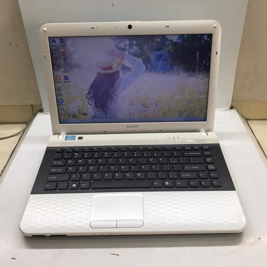 Máy laptop Sony Vaio VPC-EG1AJ Core i5‐2410M 2.3GHz, 4gb ram, 320gb hdd, Vga Intel hd Graphics 3000, 14 inch, Đẹp , rẻ