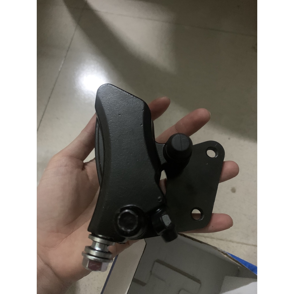 Củ dầu dưới phanh đĩa xe điện Xmen, Vespa