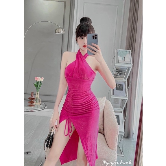 Đầm Gân Yếm Xẻ Hông Rút