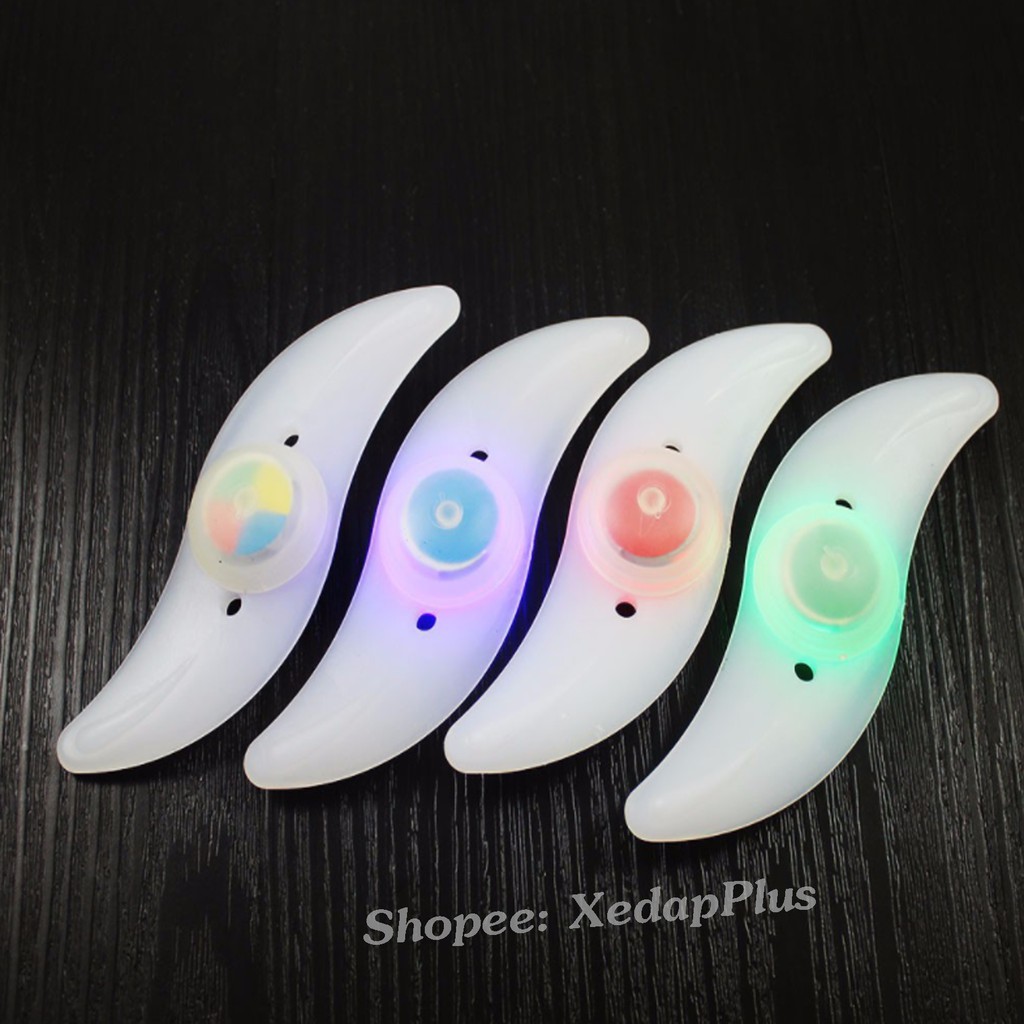 Đèn Led Xe Đạp Hình Cánh Quạt 3 Chế Độ Sáng Gắn Bánh Xe Đạp - Chống Nước, Cao cấp full hộp đựng - D09