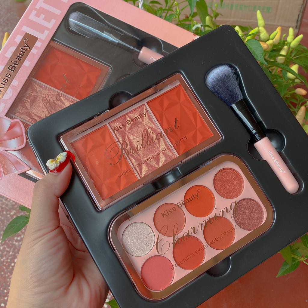 Bảng phấn nơ 3 trong 1: mắt má highnight kèm chổi Kissbeauty | BigBuy360 - bigbuy360.vn