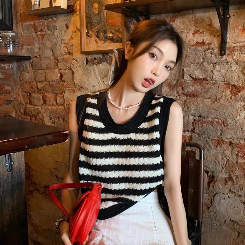 Áo len nữ sát nách, áo tanktop len ba lỗ croptop kẻ sọc ngang form đẹp