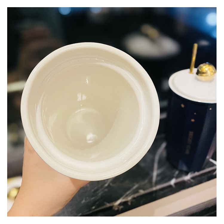 Cốc sứ có nắp in hình vũ trụ độc lạ 450ml tặng kèm ống hút