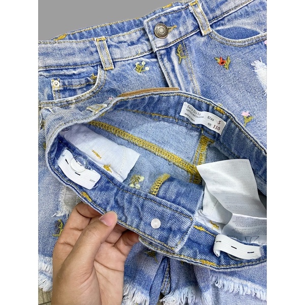 {ẢNH THẬT- CÓ SẴN}Quần short jean bé gái thêu hoa tua gấu ZR