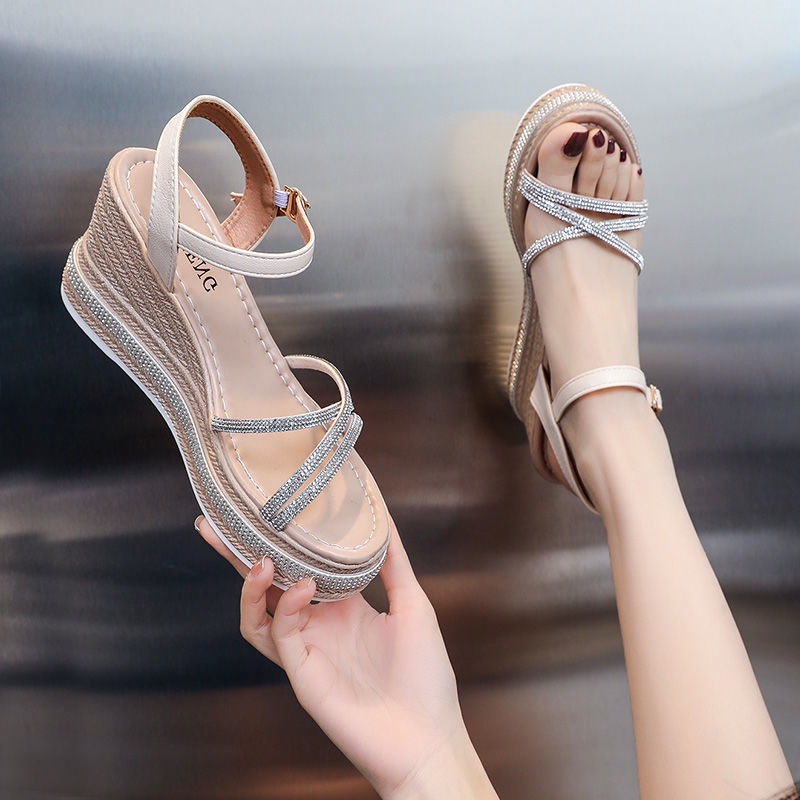 Giày sandal đế xuồng đính đá thời trang mùa hè cho nữ