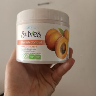 Tẩy tế bào chết toàn thân St ives