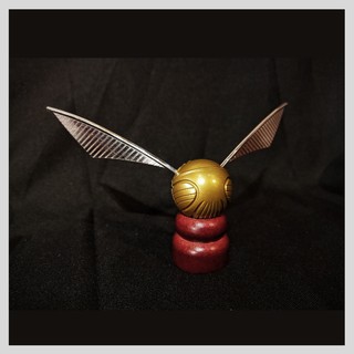 Mô hình bóng Snitch để bàn - Harry Potter