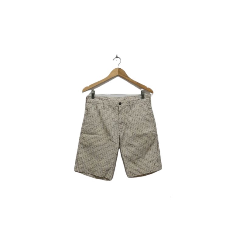 Quần Short Nam Màu Vàng Nhạt Levis