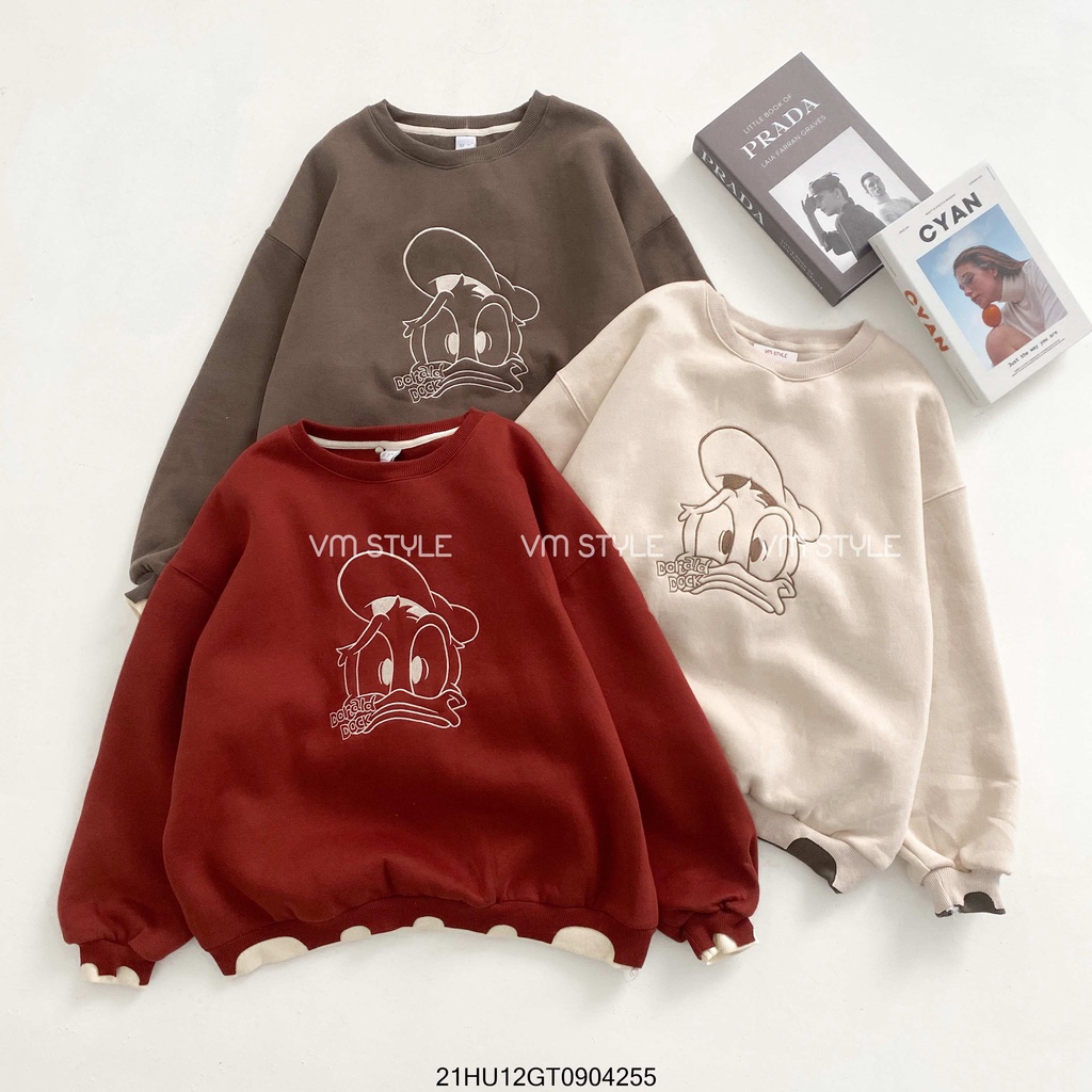 Áo nỉ Hoodie viền tay in hình chú vịt vạt áo cách điệu thời trang nữ Hàn Quốc FMstyle Saigon 21HU12GT0904