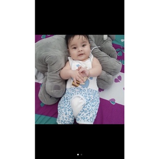 Yếm hở lưng
