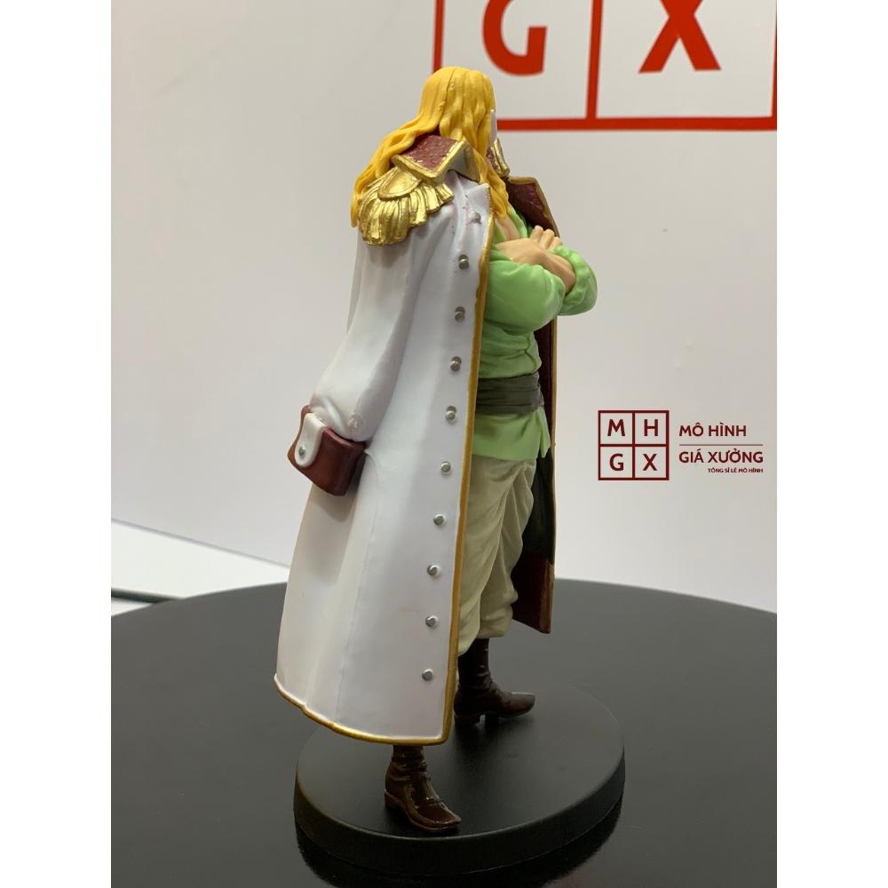 Mô Hình One Piece : Mô hình Râu Trắng thời trẻ Đứng Siêu Ngầu - cao 18.5cm - Nặng 309 Gram - Figure One Piece