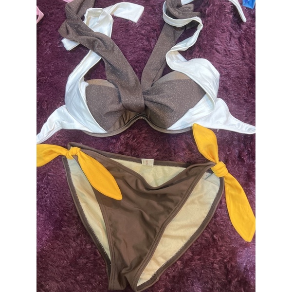 Thanh lý tủ đồ : bikini 2 mảnh