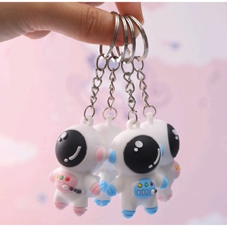 Móc khoá hình phi hành gia dễ thương