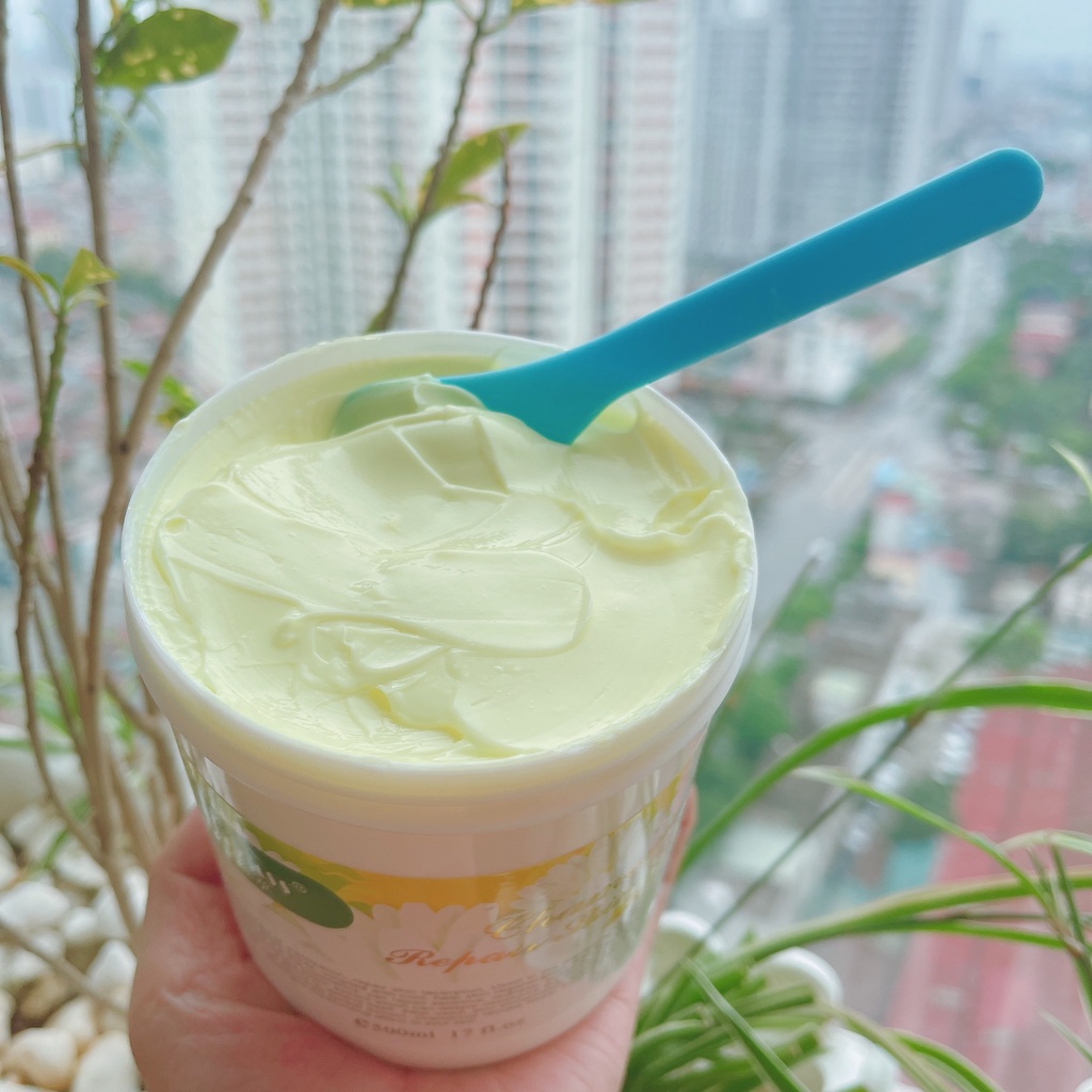 Kem massage mặt Hoa Cúc cho spa | BigBuy360 - bigbuy360.vn