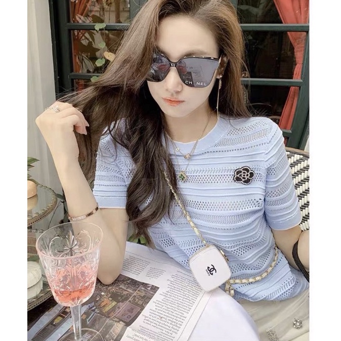 Áo len mongtoghi cổ tròn viền chỉ