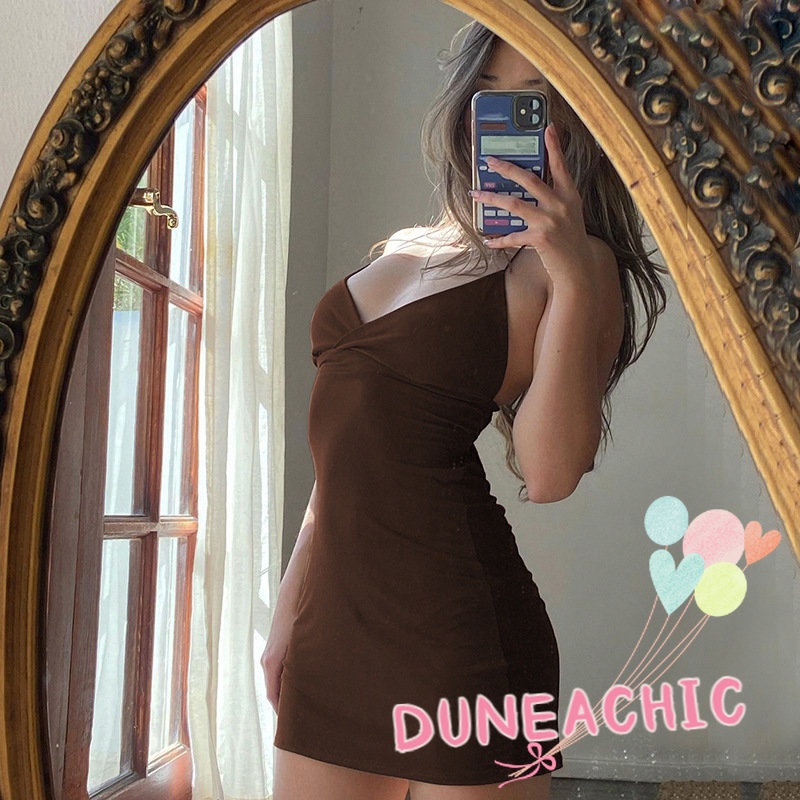 Đầm hai dây DUNEA cổ chữ V màu trơn hở lưng gợi cảm cho nữ