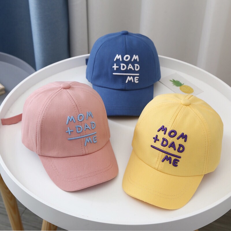 Mũ lưỡi trai cho bé 1-3 tuổi thêu chữ dad & mom