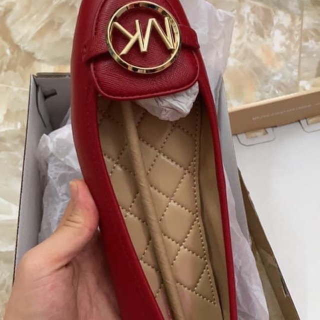 Thanh lý búp bê mk đỏ size 7