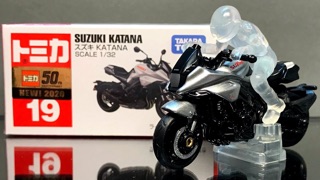 Tomica Suzuki Katana