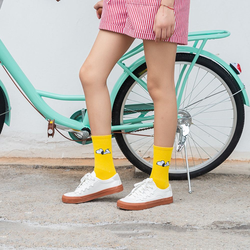 Vớ Cotton Giữ Nhiệt In Họa Tiết Hoạt Hình Nhiều Màu Dễ Thương Cho Nam Và Nữ