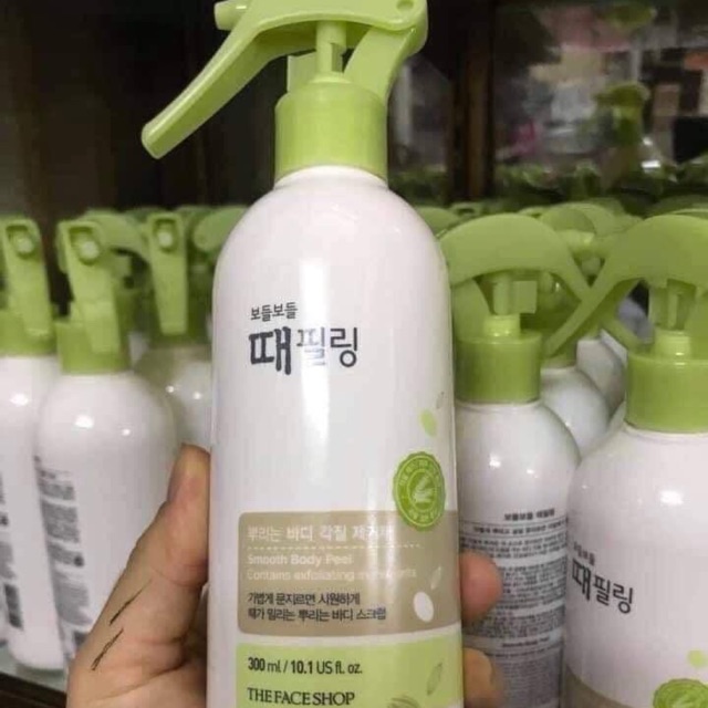 Tẩy tế bào chết body