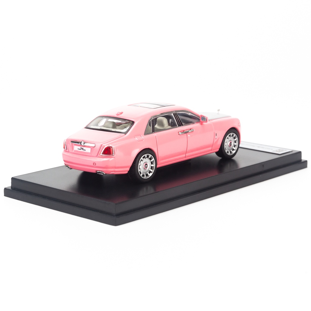 Mô hình xe Rolls Royce Ghost EWB 1:64 Dealer