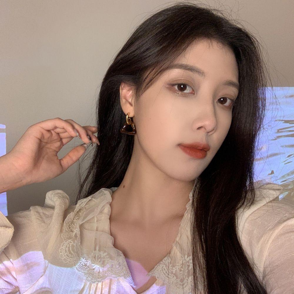 Bông Tai VANES1 Hình Tam Giác Bằng Acrylic Phong Cách Cổ Điển Thời Trang Cho Nữ