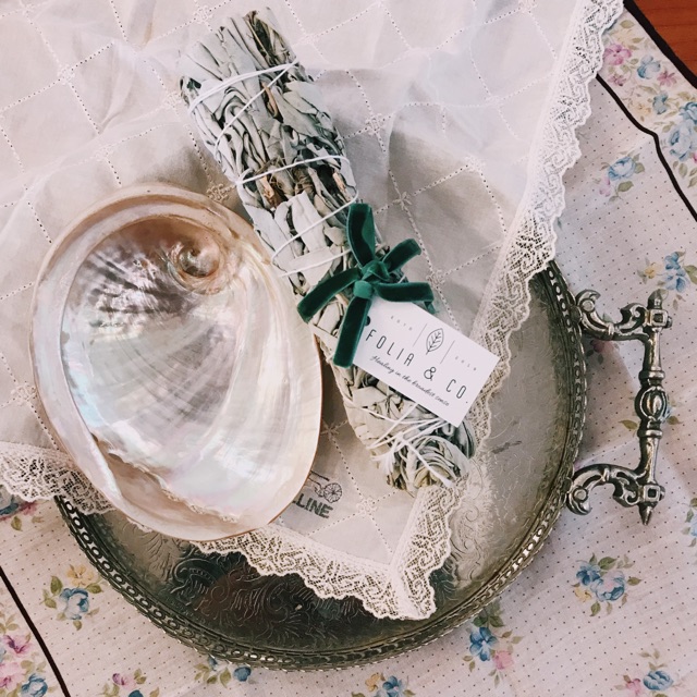 Bó cỏ xô thơm xông nhà (California White Sage Smudge Bundles)