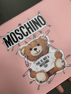 Clutch moschino